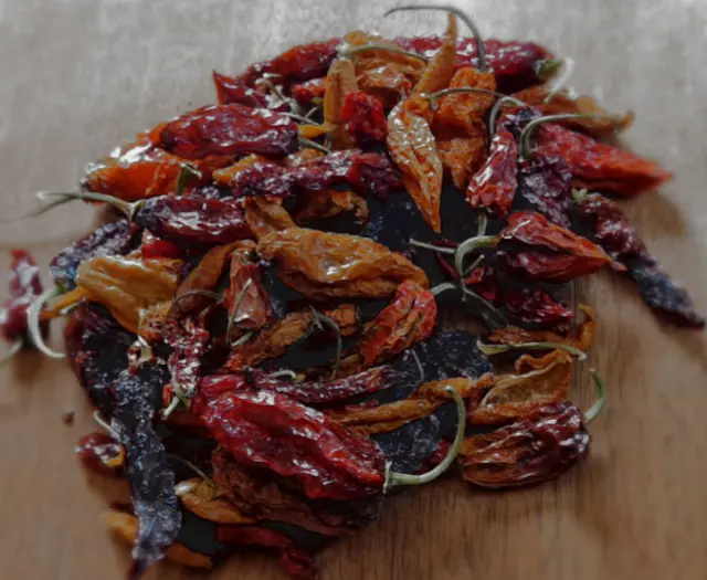 use dried hot peppers in chili paste recipes