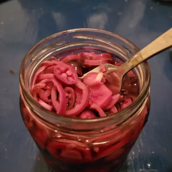 preserved jalapeno peppers (pickled)